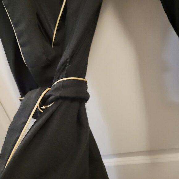 Diamon Tea Gown by Diane Deckel - Vintage Montreal Gown - Belt - Picture 10 of 13